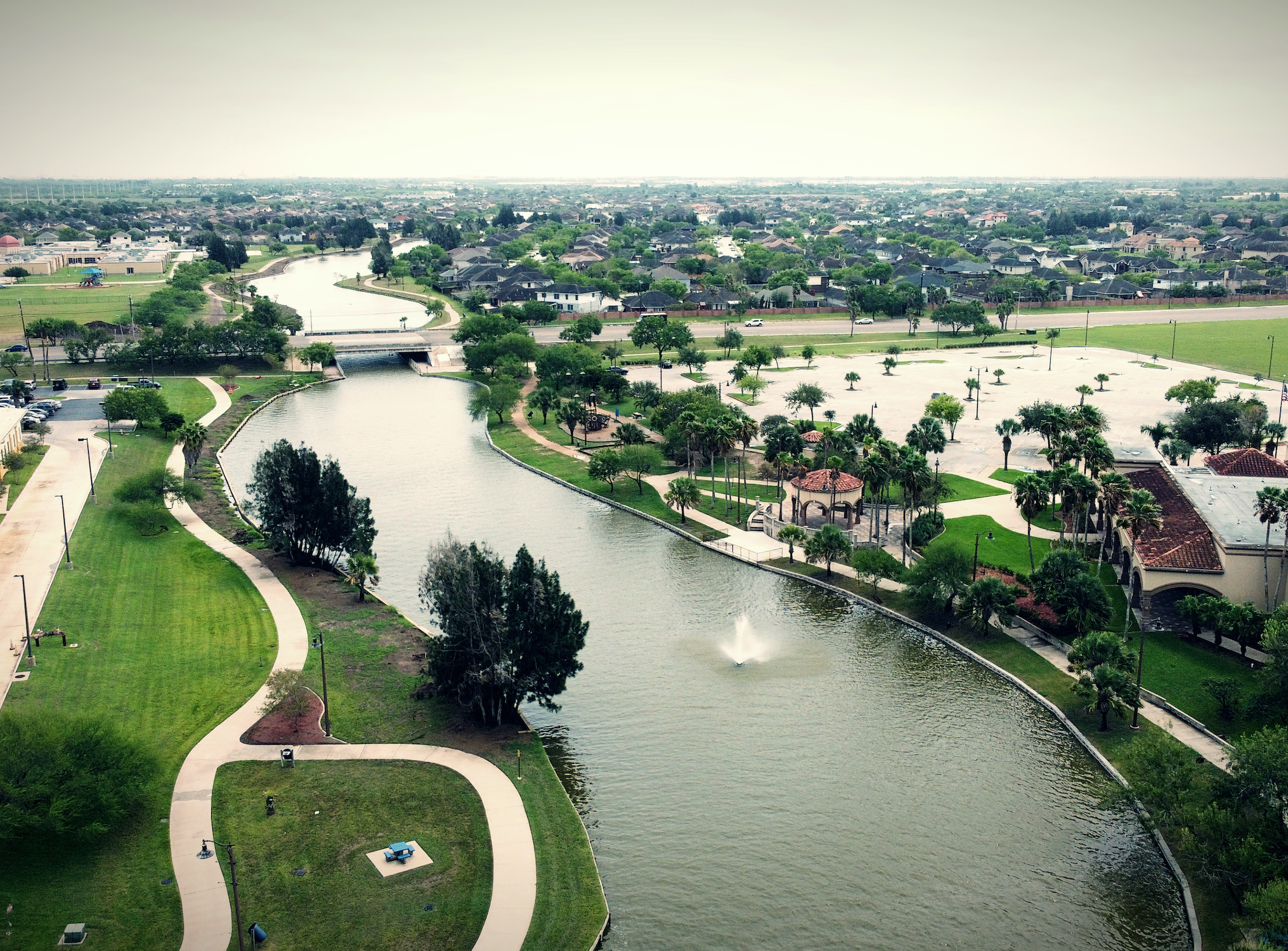 <p>Compare Brownsville Electricity Rates</p>
